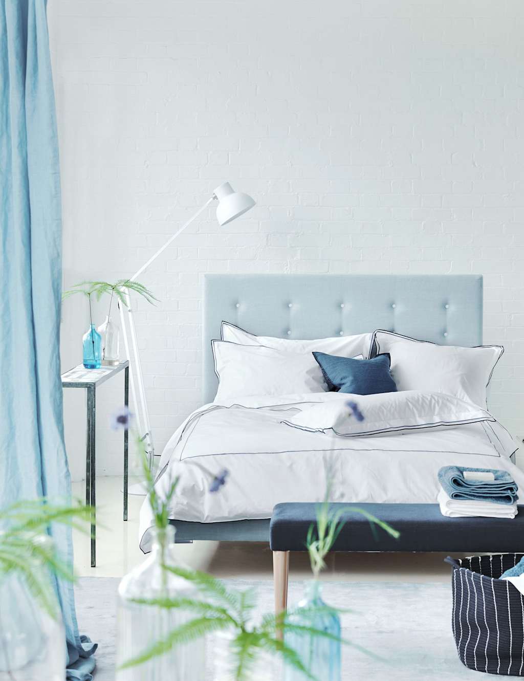 Designers Guild 2 Pack Pure Cotton Astor Pillowcases Denim Mix