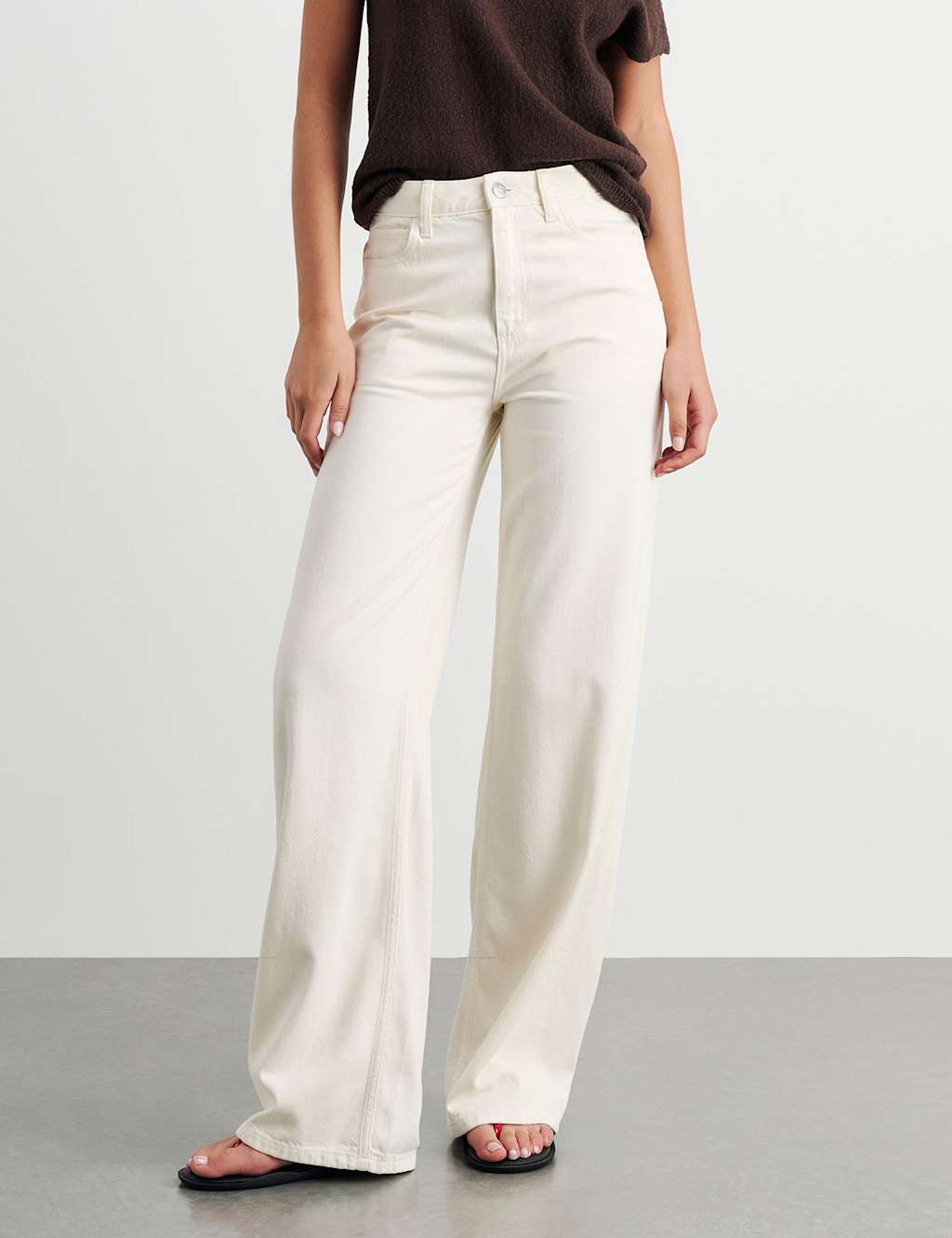 Jag Mid Rise Straight Wide Leg Jeans Cream