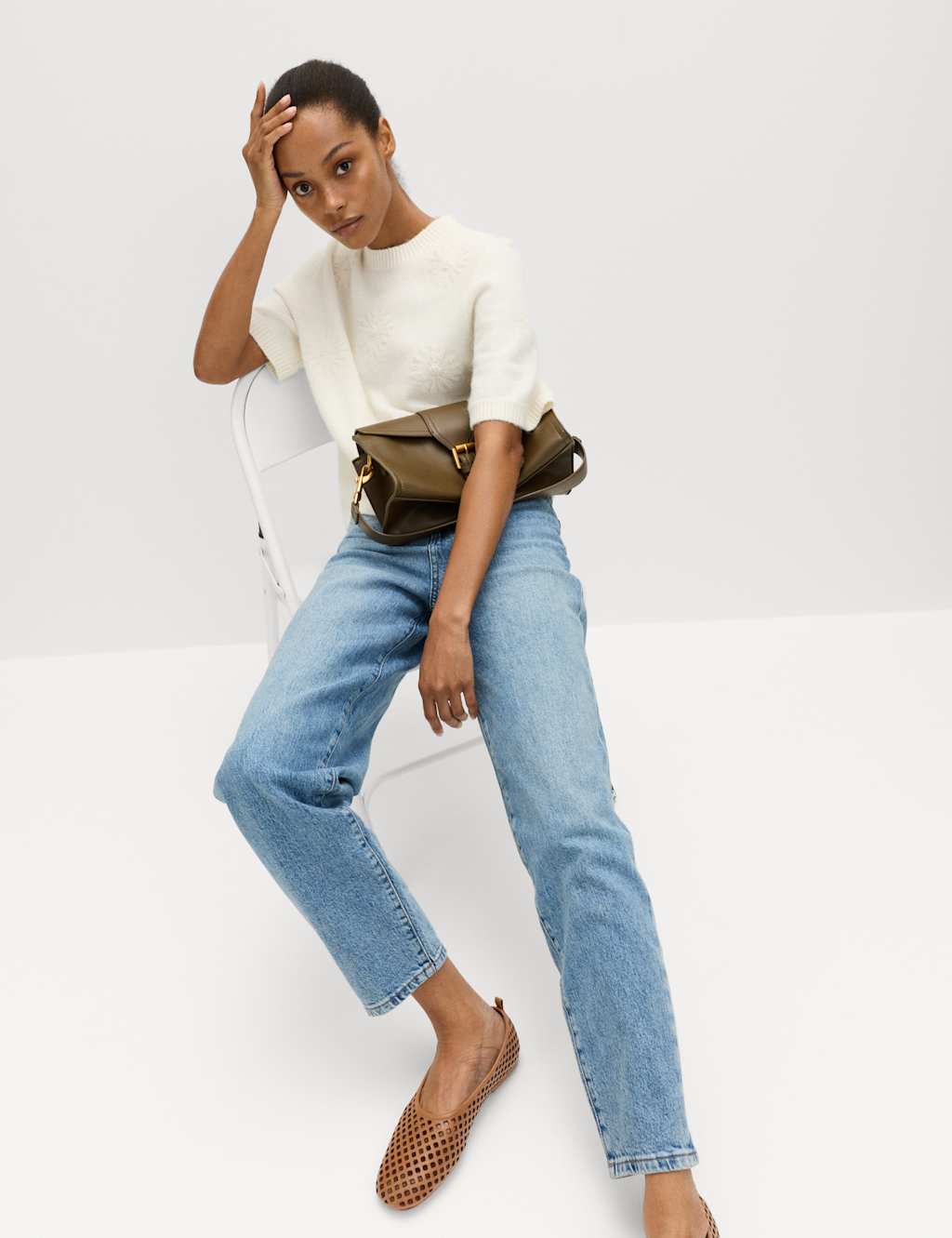 M&S Mom High Waisted Ankle Grazer Jeans Light Indigo